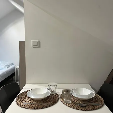 # Le 5 # Beau Renove, Equipe, Au Calme, Centre * Miluza