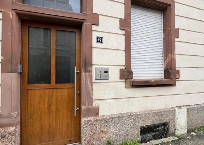 # Le 5 # Beau Rénové, équipé, Au Calme, Centre * Mulhouse
